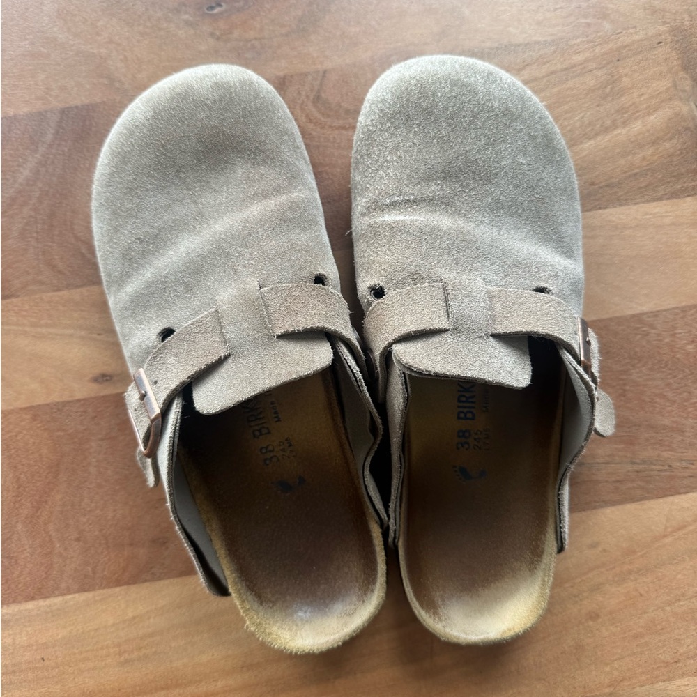 Boston Suede Taupe Birkenstock’s